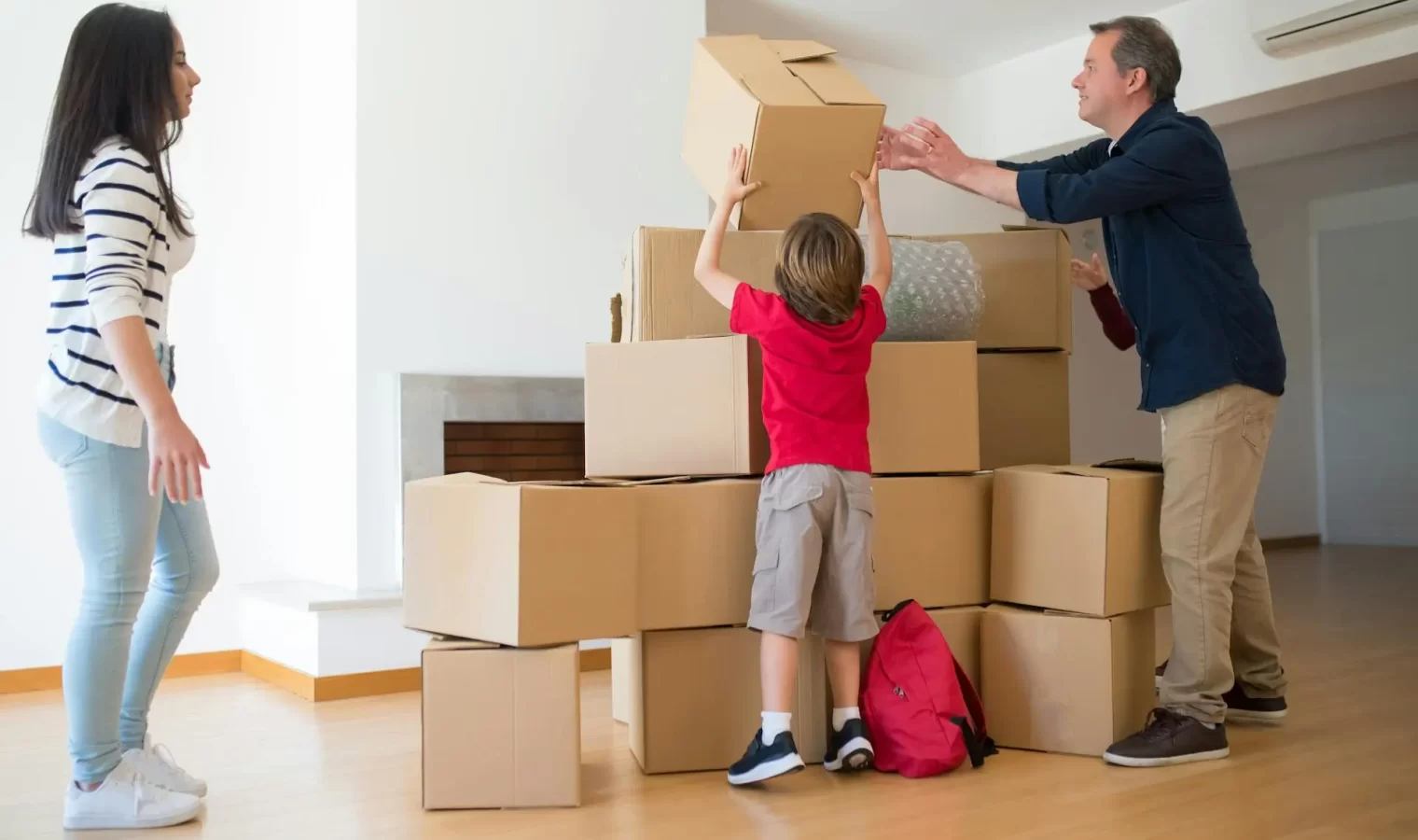 Familie waarvoor het hele huis is ontruimd.